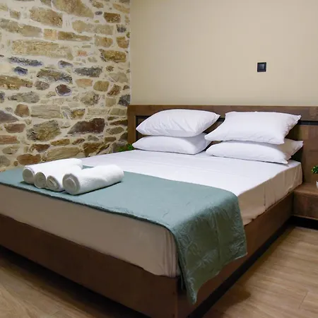 Casa de Férias Petra Karvali