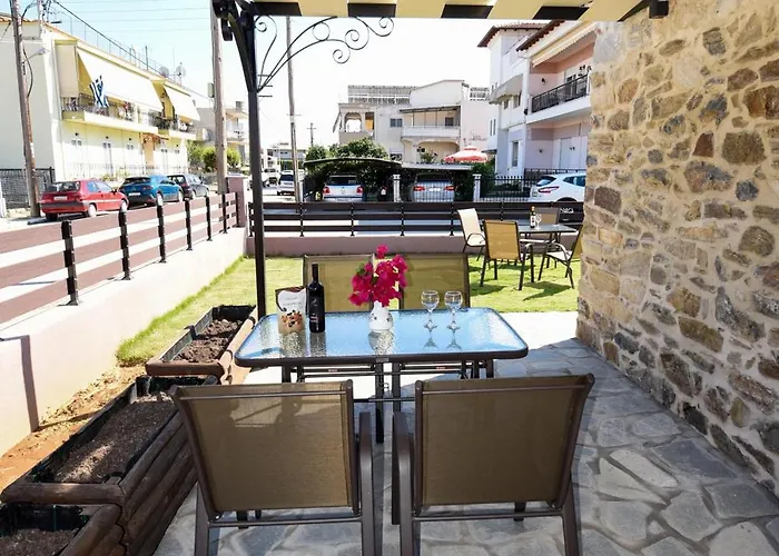Petra Karvali Holiday home *
