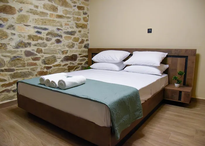 Holiday home Petra Karvali