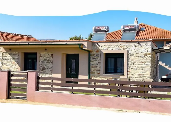 Petra Karvali * Nea Karvali