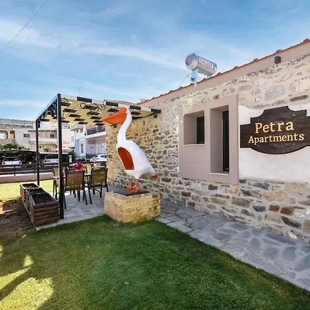 بيت للعطل Petra Karvali